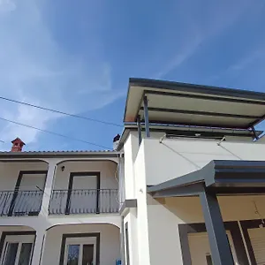 Mirko Apartament